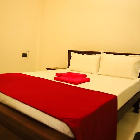 One 8 Mirissa Apartment Ngoại thất bức ảnh