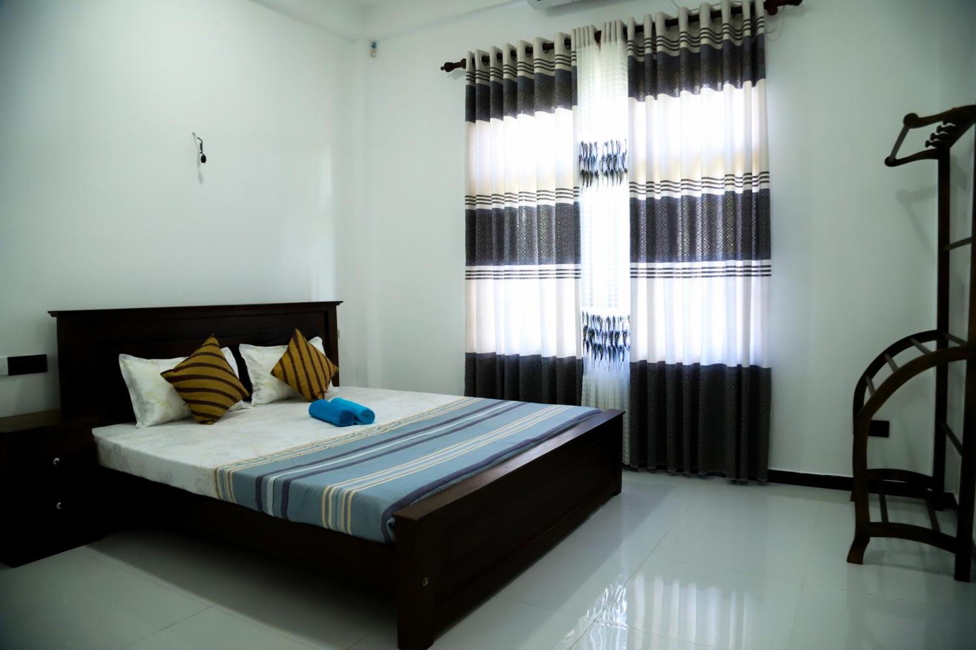 One 8 Mirissa Apartment Ngoại thất bức ảnh