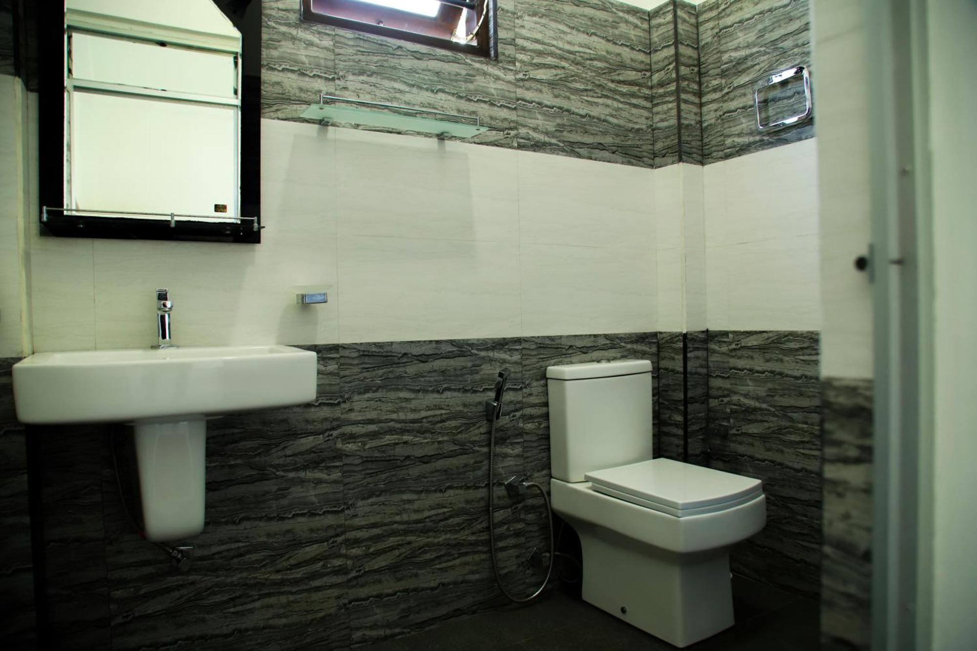 One 8 Mirissa Apartment Ngoại thất bức ảnh