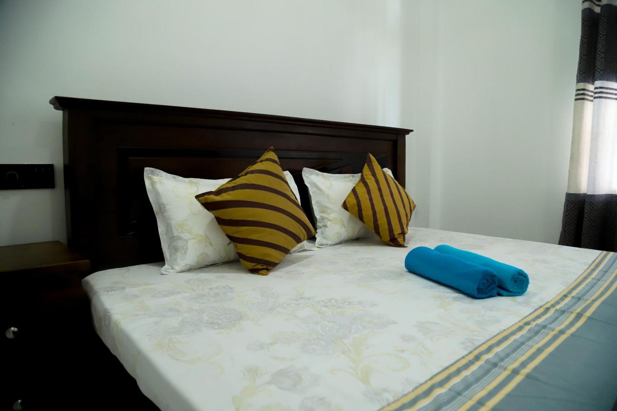 One 8 Mirissa Apartment Ngoại thất bức ảnh