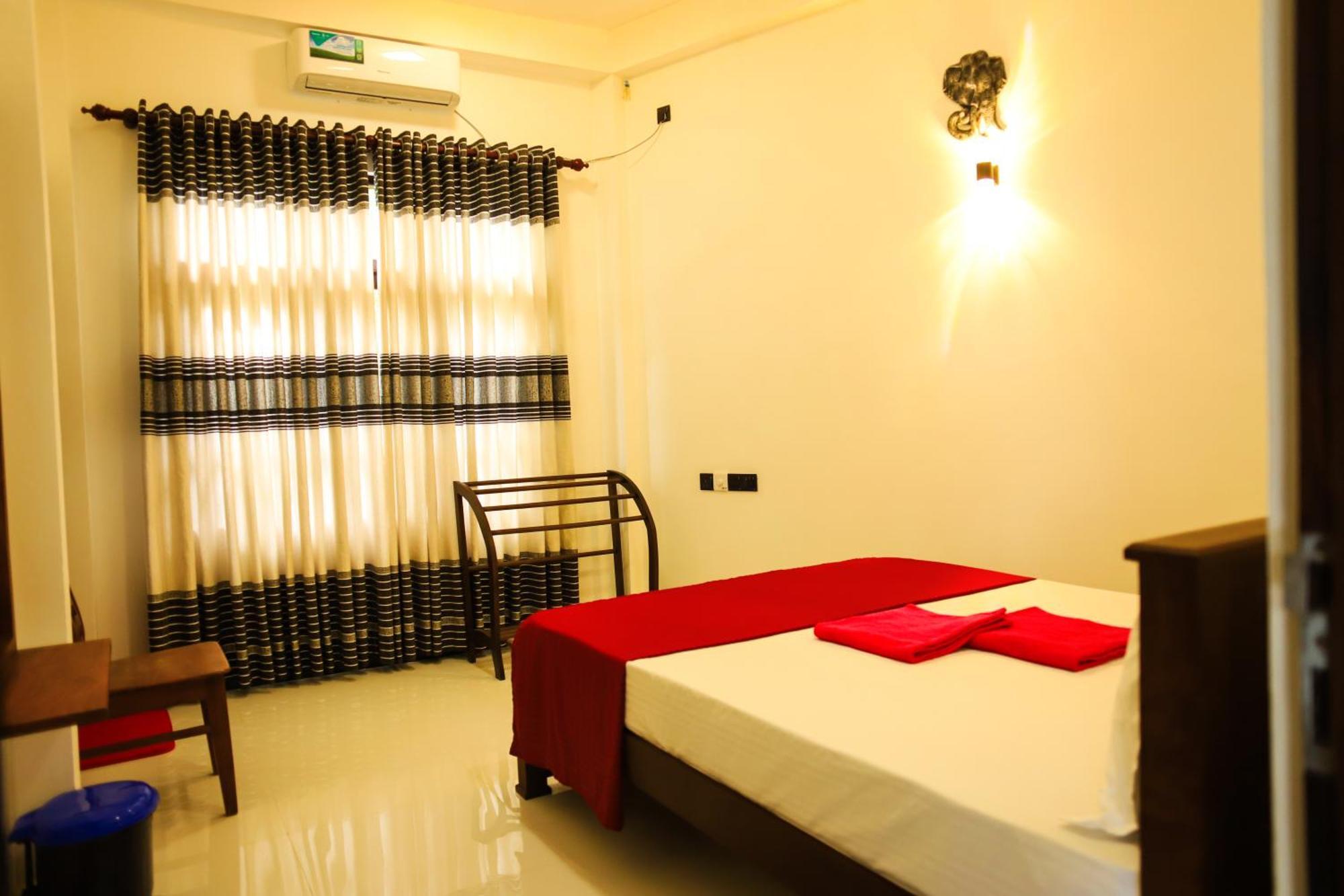 One 8 Mirissa Apartment Ngoại thất bức ảnh